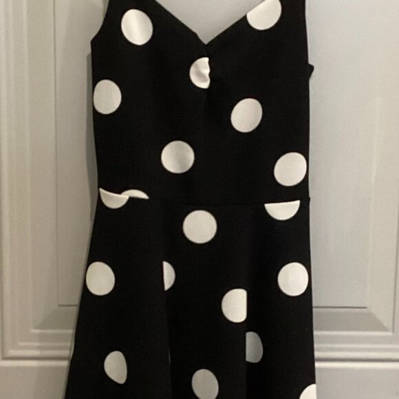 DRESS - Picture 1 of 1